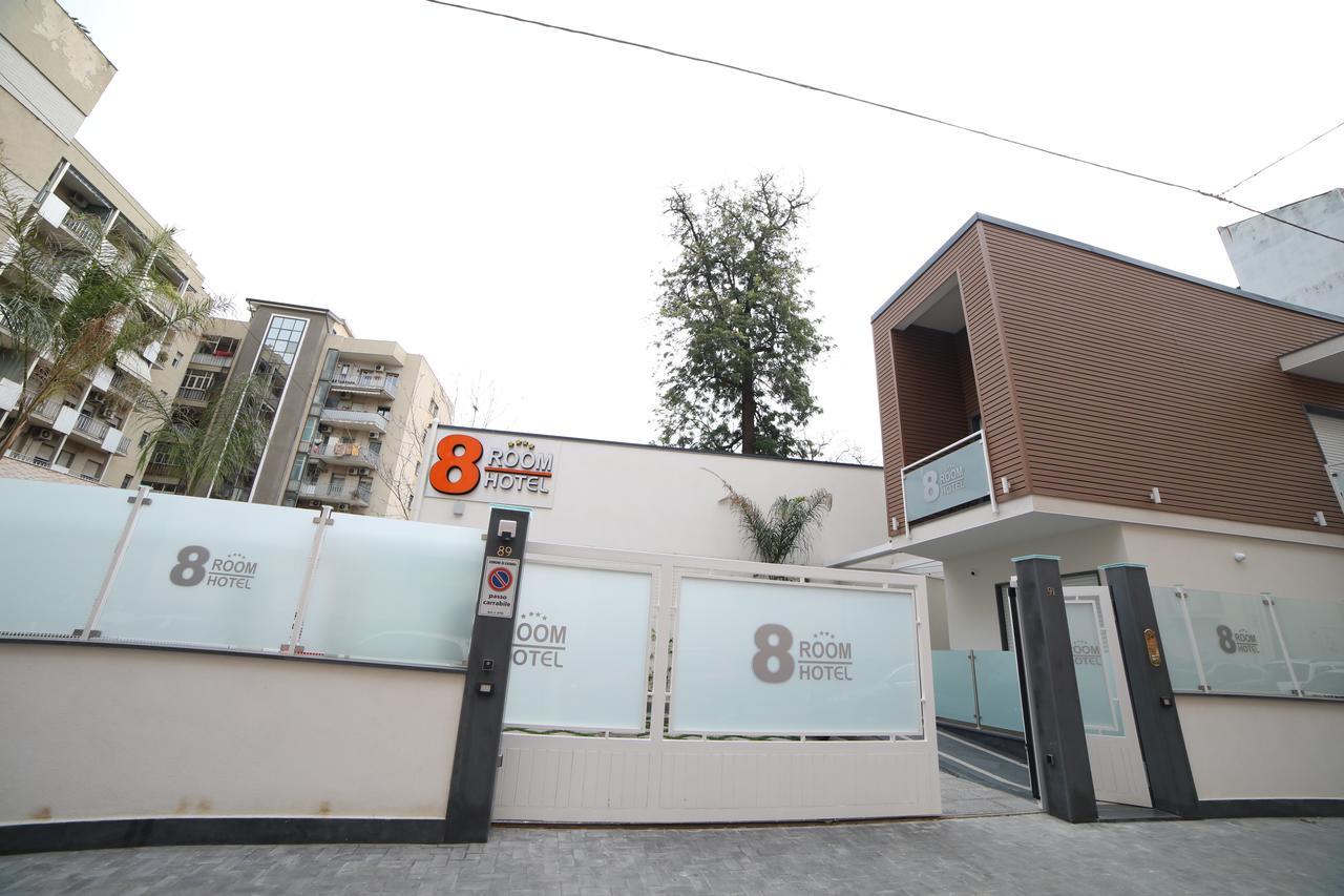 8Room Hotel Catania Exterior photo