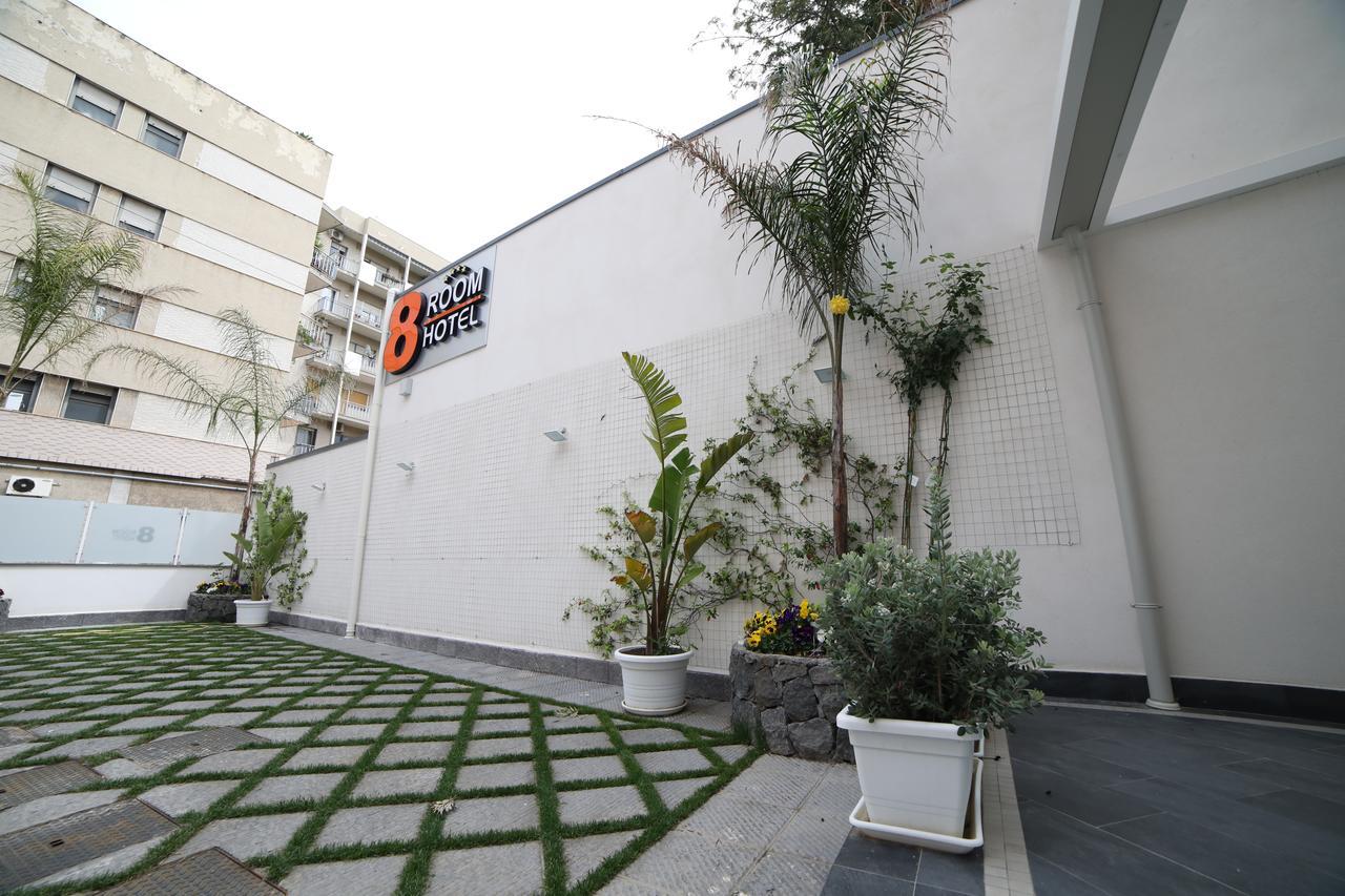 8Room Hotel Catania Exterior photo